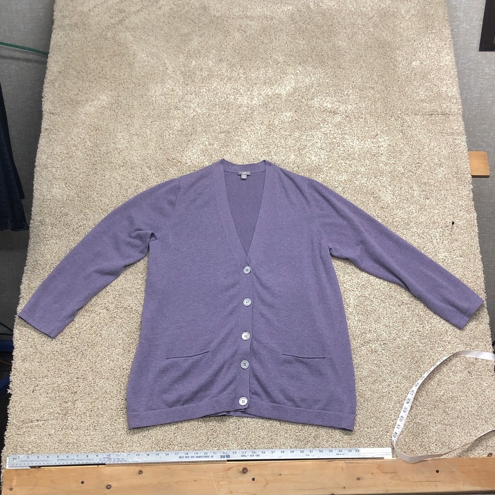 J. Jill V-Neck Button Down long sleeves Two pockets  Lavender  XL